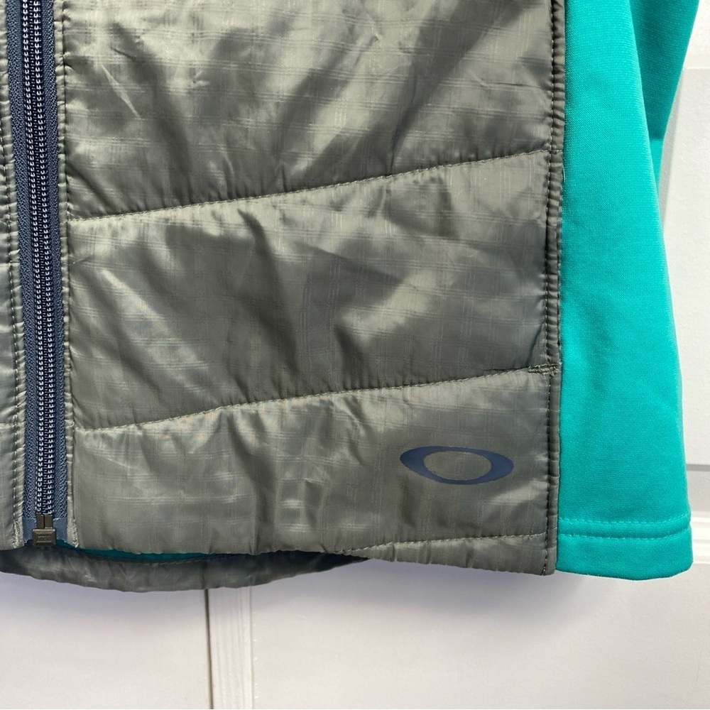 Oakley Women’s Gray And Teal Quilted Full Zip Puffer Swank Vest With Hood Medium - Picture 2 of 6